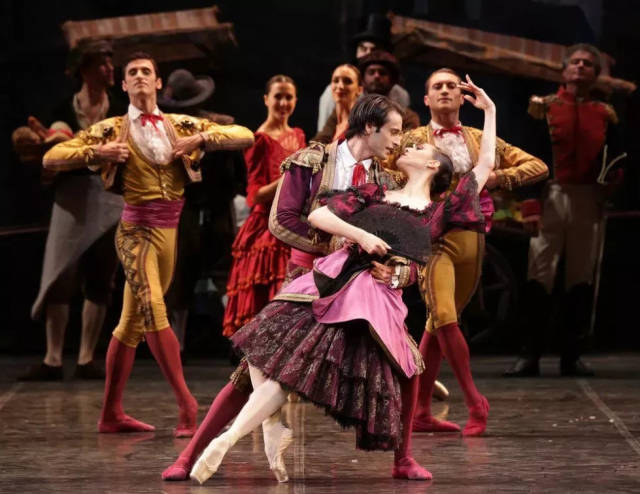 意大利米兰斯卡拉剧院:三百年舞团演绎两部芭蕾经典作品《堂吉诃德》