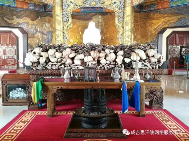 成吉思汗祭祀与"八白宫"