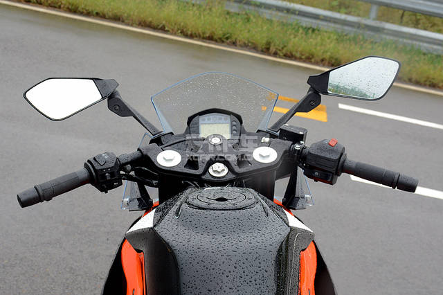 纯粹赛道利器 2018款ktm rc390爱卡试驾