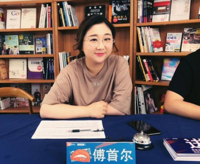 选手打人、经期做爱、同性分手，不喜欢这届《