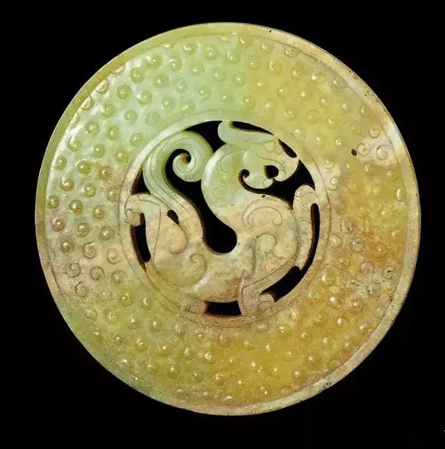 汉代王权象征的龙纹玉器特点鉴赏