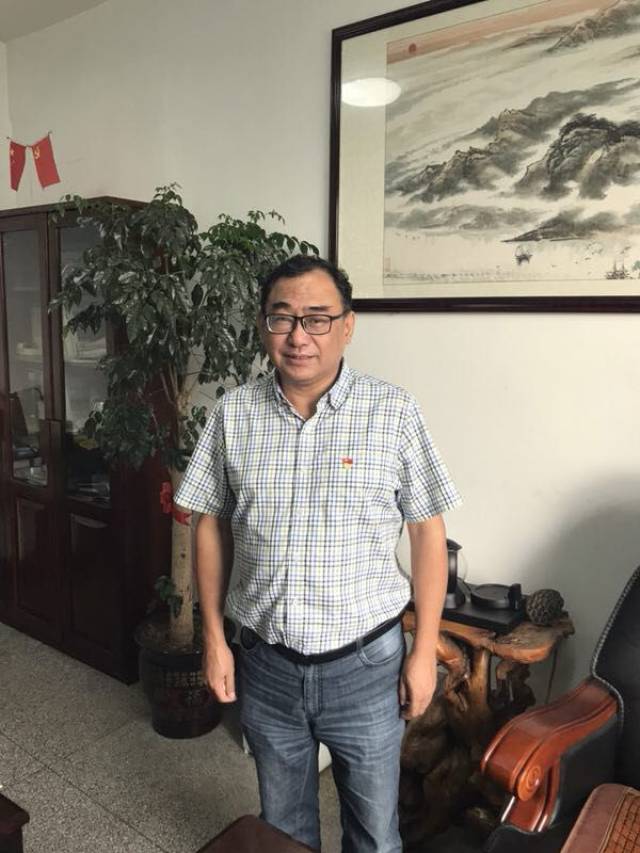 导读人:开封市市场发展局党组书记,局长 马继宏