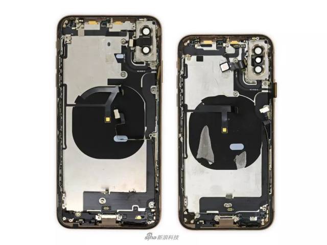 8/iphone x背面玻璃结构,这意味着如果你手机背部摔了,就得更换整个