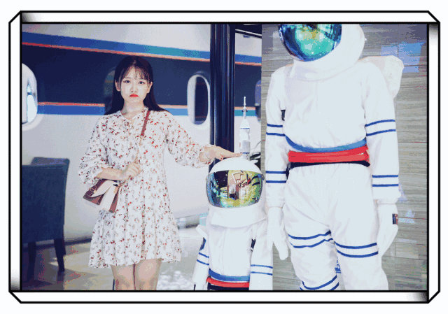 放假第1天,十堰美女竟在大洋做出这种举动.太脸红了