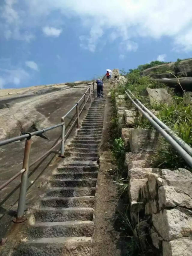 人工奇迹--白水千步梯,是每个温州登山爱好者必须挑战的.