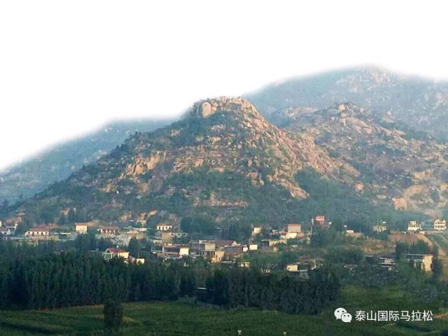 北方小普陀"佛系"跑者们的打卡圣地—10月28日,我在新泰等你!