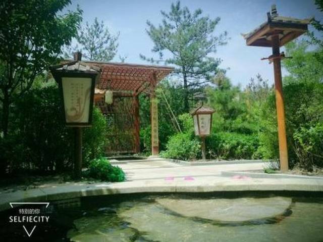 自驾:到神堂沟龙隐温泉,距离市中心大概1个多小时车程.