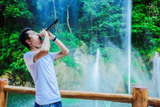 在众多网红同款中如何脱颖而出?这儿的喊泉不仅高,还能喊出彩虹