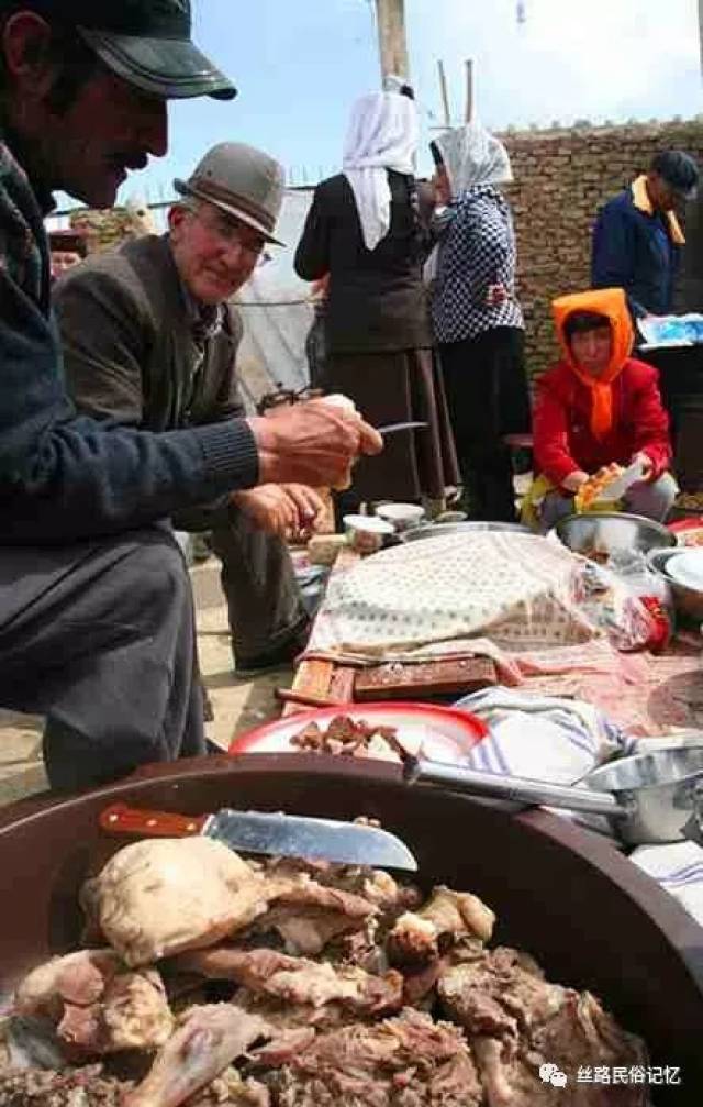 图说新疆美食(29):塔吉克族饮食习俗