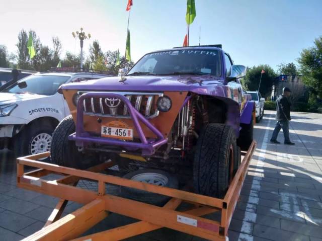 震撼！精河县举办首届木特塔尔沙漠文化旅游节