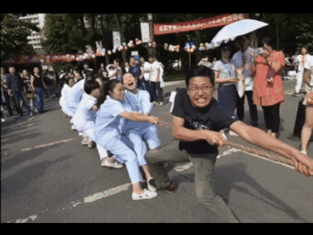 三秒就能让你波涛汹涌的充气连衣裙