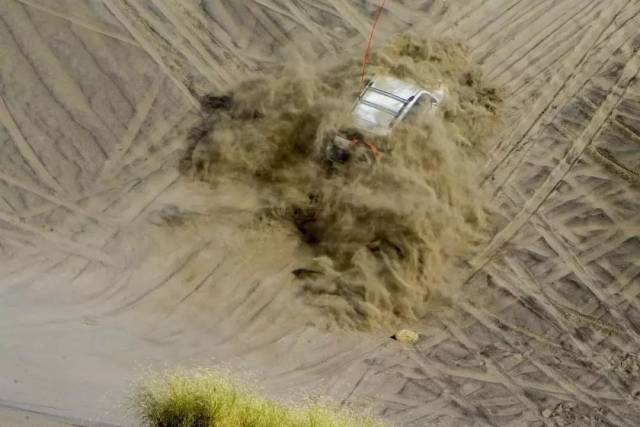 震撼！精河县举办首届木特塔尔沙漠文化旅游节