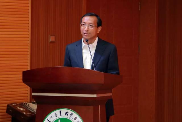 内蒙古艺术学院安达民族音乐传承创新与传播中心揭牌暨乌兰牧骑班开班仪式隆重举行