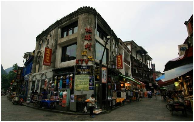阳朔西街:早在7年洋人传教士就开始在这条街上布道