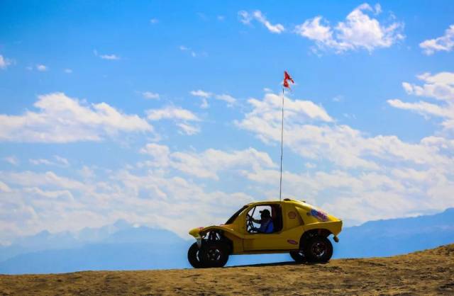 震撼！精河县举办首届木特塔尔沙漠文化旅游节