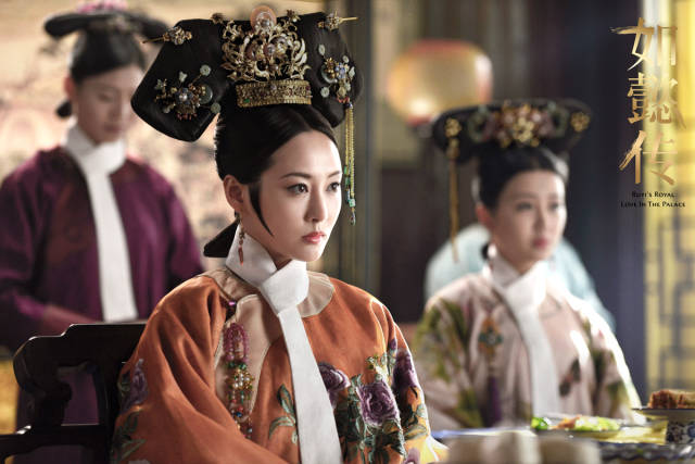 李纯《如懿传》遭容嬷嬷掌掴 网友直呼过瘾