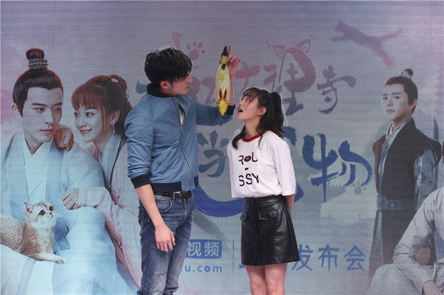 《我在大理寺当宠物》甜蜜上线,徐开骋胡意旋上演猫式互撩