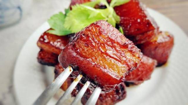 3,长期高热量,高胆固醇,高脂肪的饮食的人
