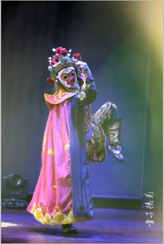 本土电影《大唐小神探狄仁杰》参演人员颁奖仪