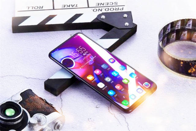 华为亮王,价+石墨烯+5g手机,oppo vivo首当其冲