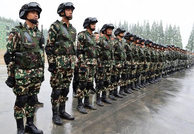 部队在尼泊尔加德满都举行了"珠峰友谊—2017"中尼特种部队联合训练