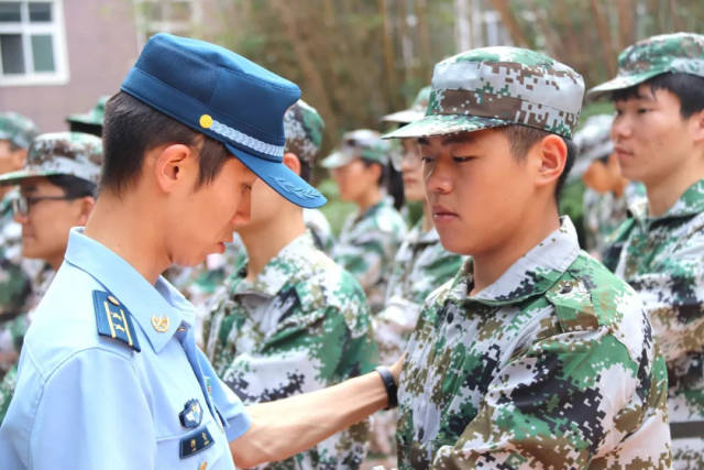 士官学校|军训速写,当青春梦遇见天空蓝