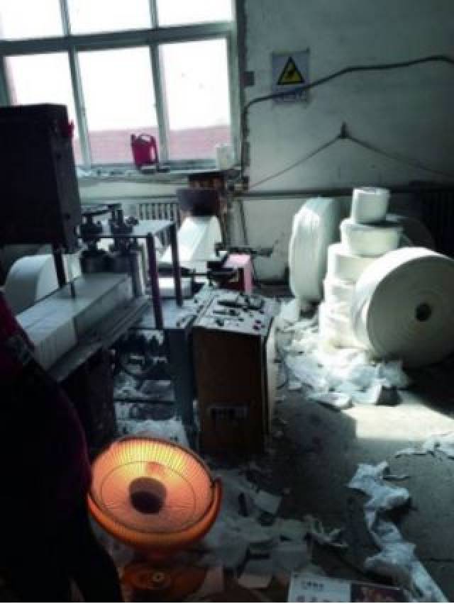 拼多多“黑心”简装纸尿裤令人发指,那简装纸巾就“卫生”吗?