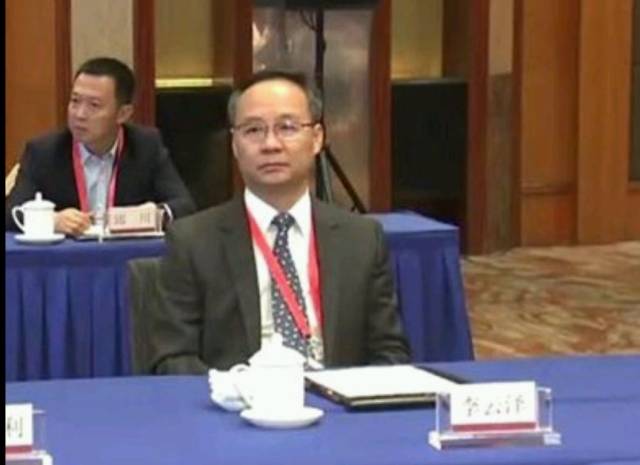 李云泽任四川省副省长 省人大常委会还表决通过了这些