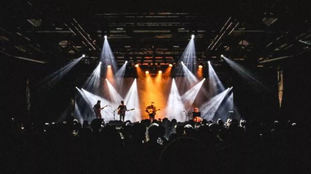 老王乐队:我还年轻,我还年轻 | 着调专访