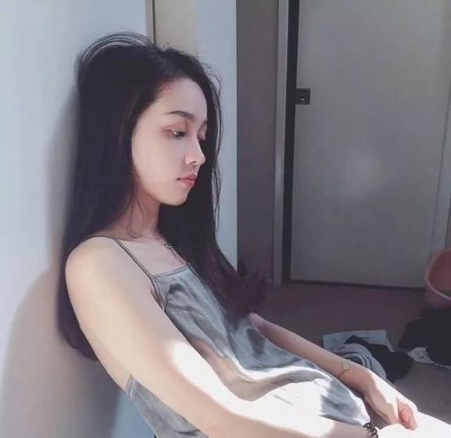 头像| 愿我从十月开始 沉迷赚钱 日渐消瘦