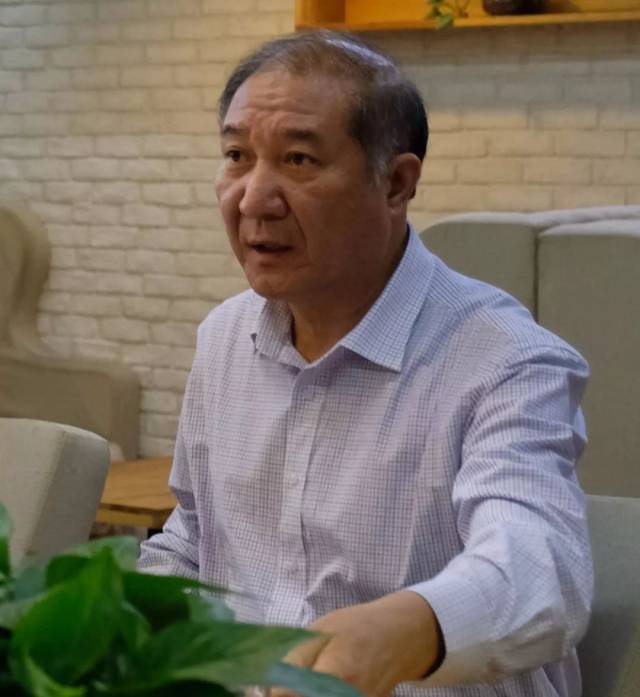 曹征平董事长一行到石家庄市新华书店图书大厦调研指导工作