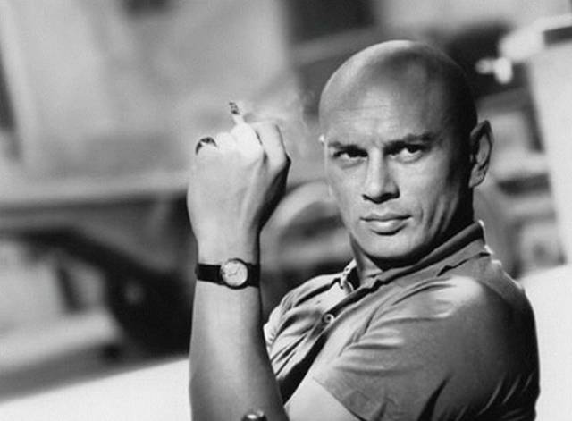 说起yul brynner ,上世纪中好莱坞不可不提的"光头明星",里程碑式硬汉