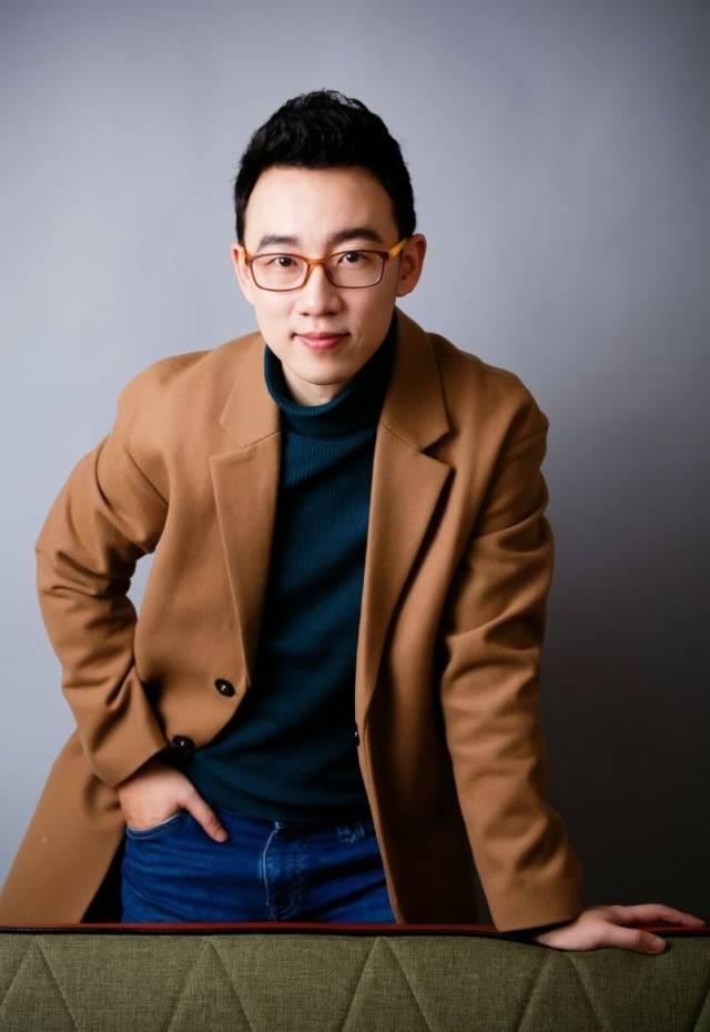 最牛历史老师用段子征服学生,铁血兵哥哥把青