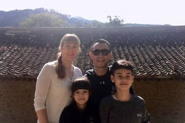 澳洲人出国教英文!大多数都没有资格,必须引发