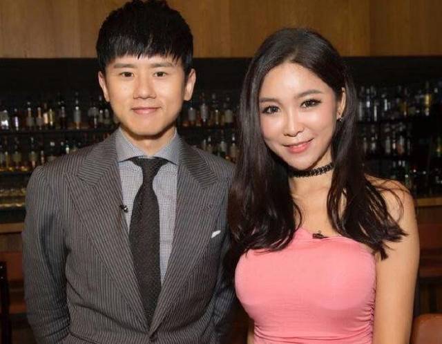 谢娜自述因张杰想生二胎, 张杰却如此回应, 惹来真爱粉称赞
