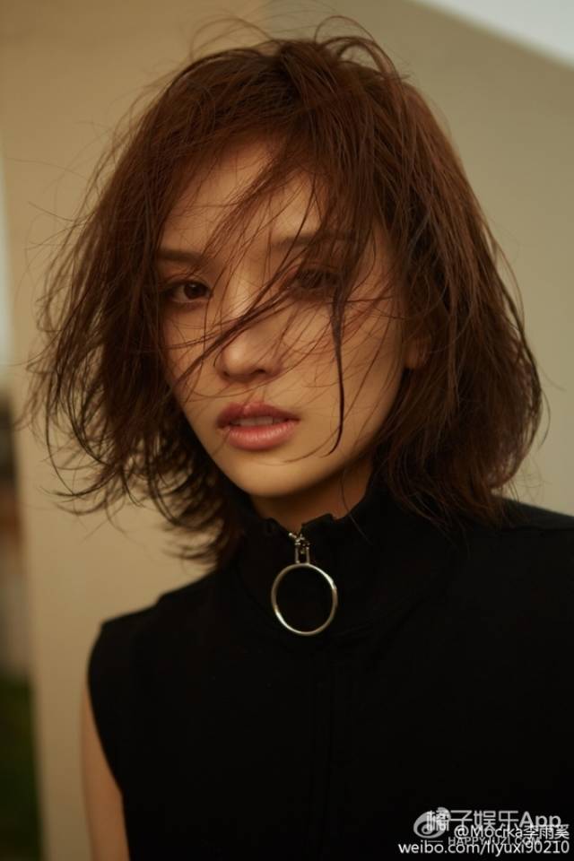 还记得09快女十强李媛希吗?她咋整成这样了