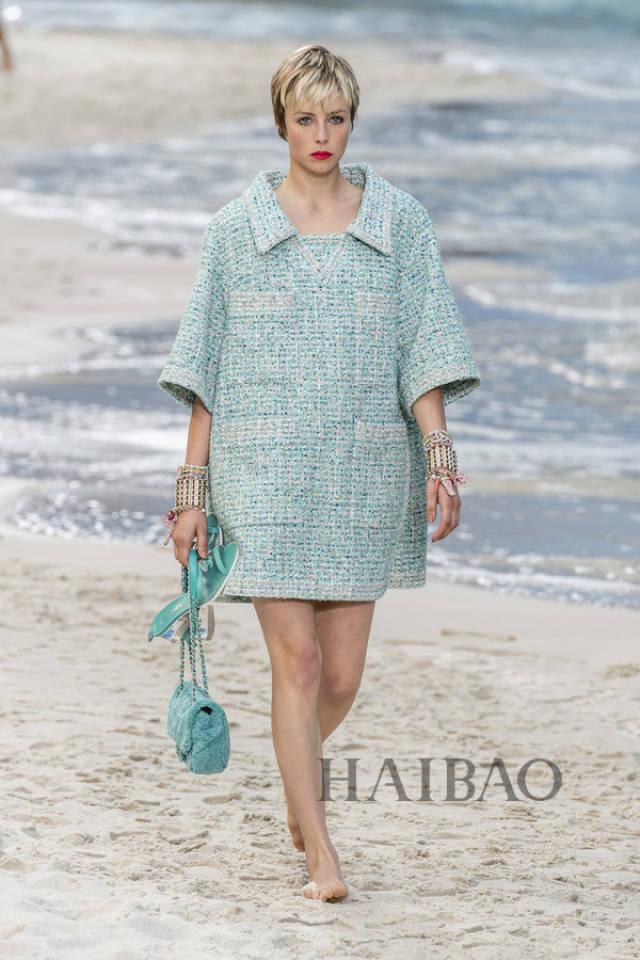 香奈儿 (chanel) 2019春夏女装秀,海报带你亲临2019春夏巴黎时装周
