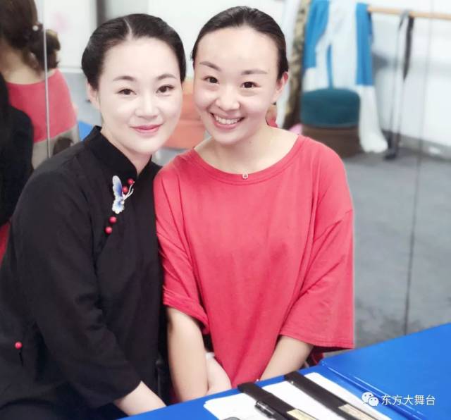 个人经历/荣誉:毕业于浙江省艺校,受国家一级演员,梅花奖得主张琳