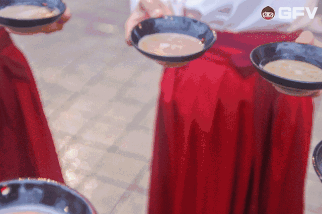 摔碗掷一地,桃园三结义! 网红摔碗酒,咱邯郸也有了