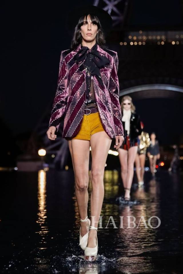 圣罗兰 (saint laurent) 2019春夏女装秀,海报网带你回顾巴黎时装周