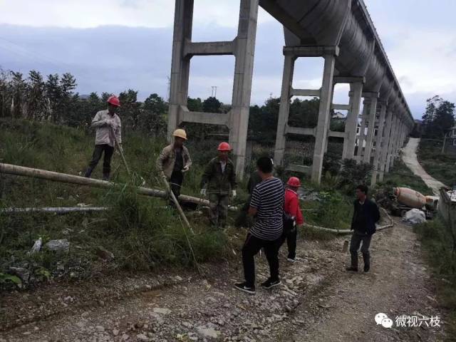 国庆长假,六枝特区龙河镇全力推进水厂建设进度,早日让2万多人吃上