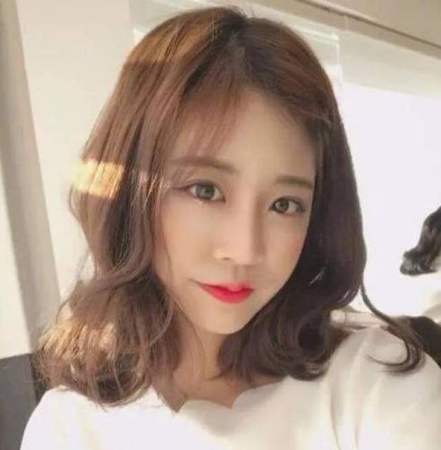 中分刘海怎么打理,赶紧学起来