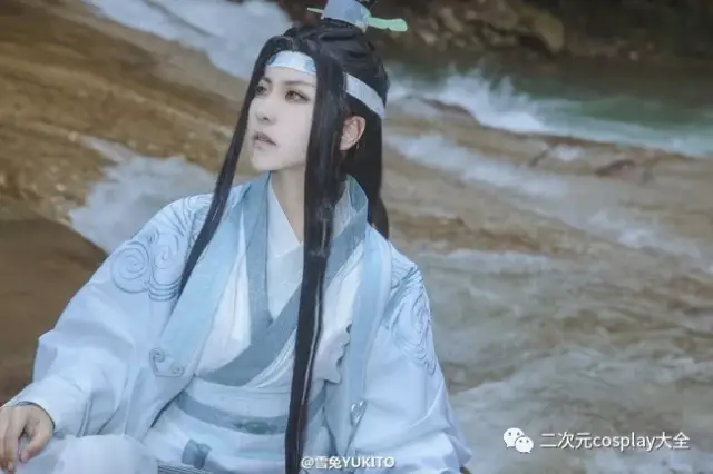 《魔道祖师》蓝忘机cos,意境与场景结合,如画如卷飘然