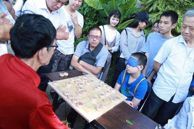 福建省首届交换"视"界少年公益盲棋赛之西湖对决