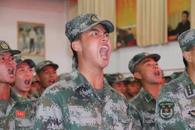 绝了!这波新兵表情包,你值得拥有