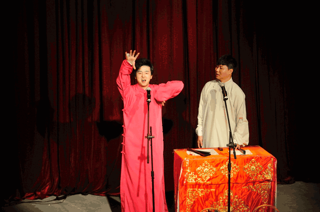 相声新人亮相沈阳1905小剧场,国庆节戏说专场演出