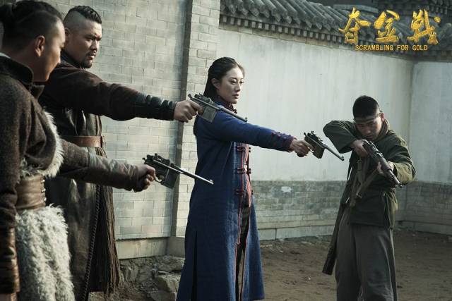 剧闻天下 |《夺金战》上海东方电影频道开播 唐曾,任东霖再燃热血军魂