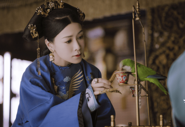 越南版《延禧》主演,皇上SF传奇页游比傅恒还要帅,明玉的扮演者是男演员?