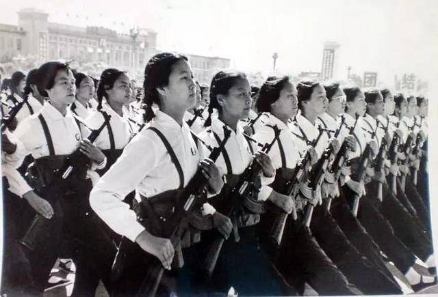 民兵到底穿什么服装?这里面的讲究还真不少