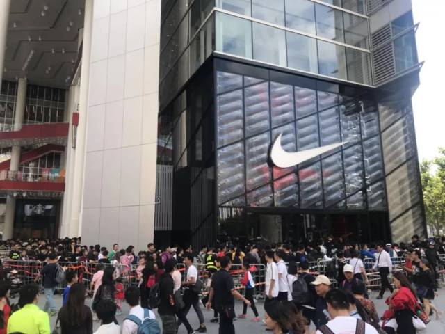 nike全球首家零售创新旗舰店落户上海 品牌为何都开始扎堆玩概念玩